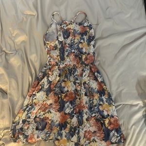 Adorable flower dress!